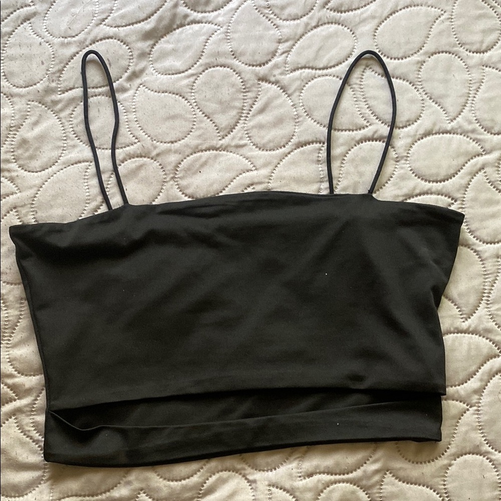 Women black cropped shirt